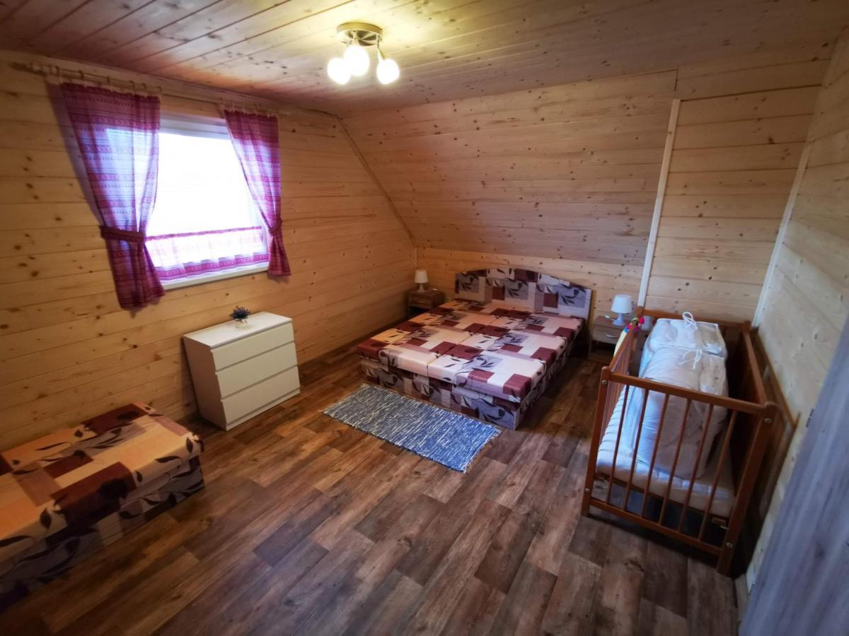 Chata Baska Na Liptove S Vlastnym Dvorom Liptovský Mikuláš Екстериор снимка